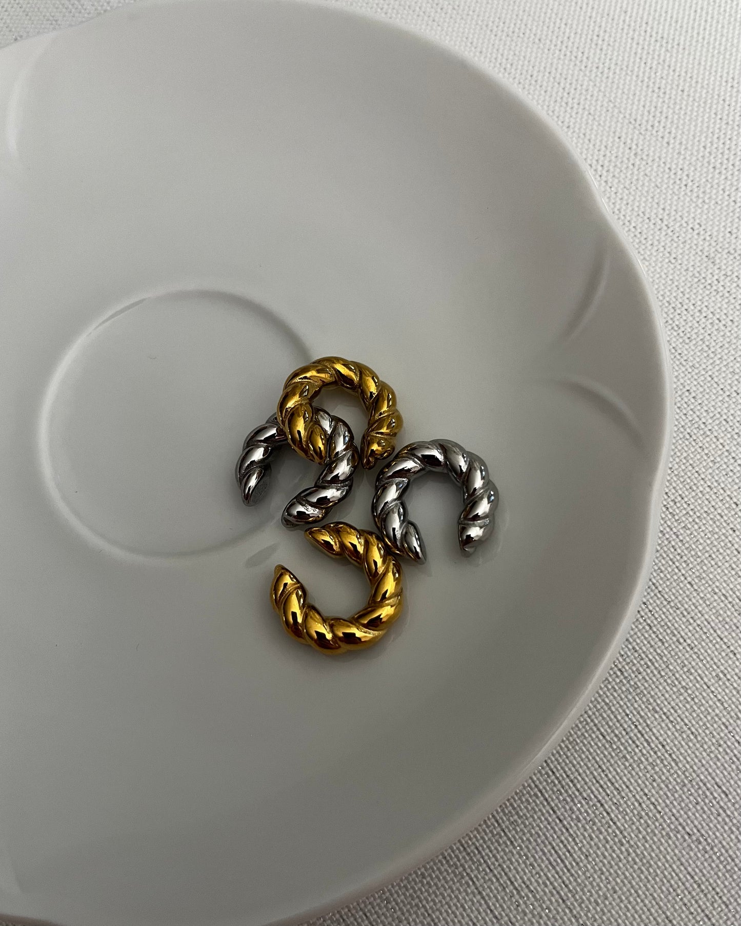 Ear cuff Intreccio