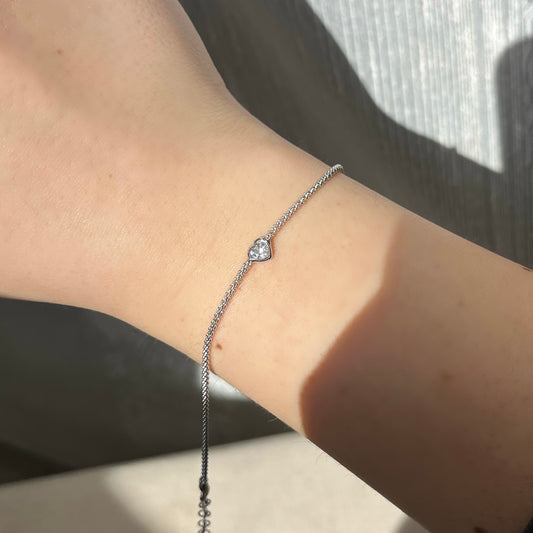 bracciale in argento925 con zircone a forma di cuore bianco