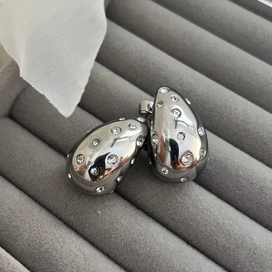 orecchini-goccia-strass-dettaglio