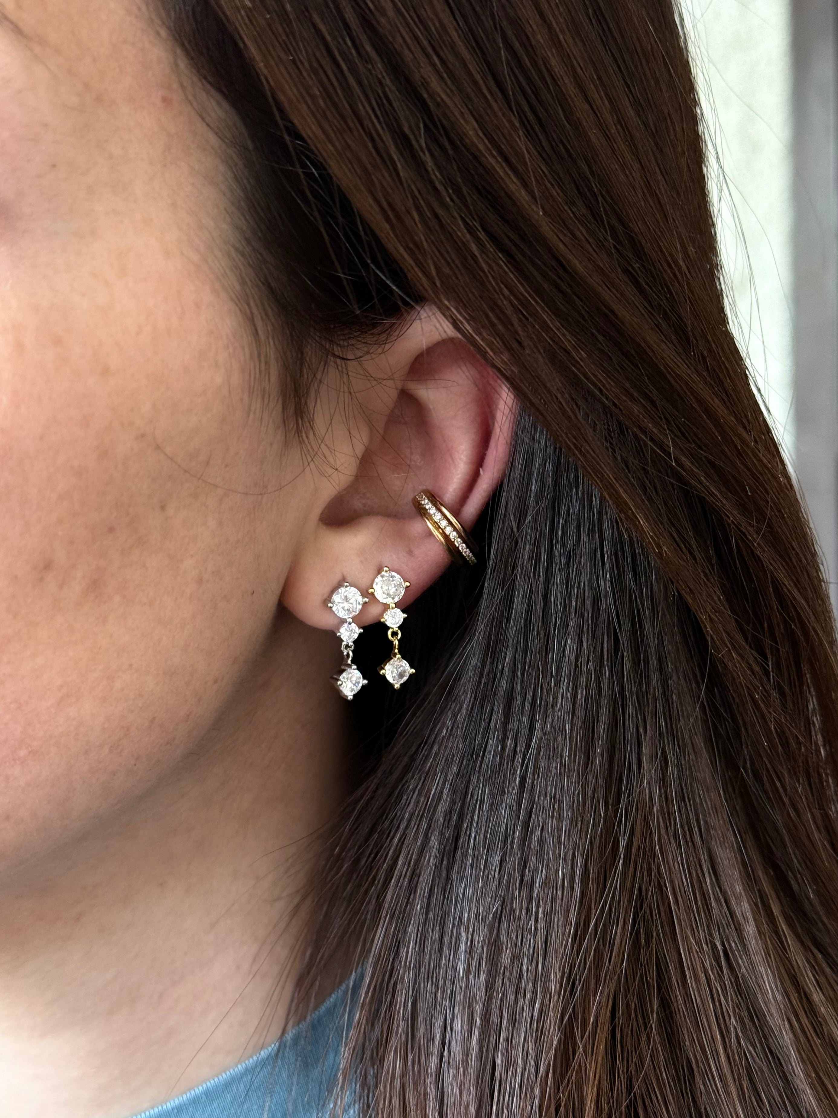 Orecchini punto luce pendente