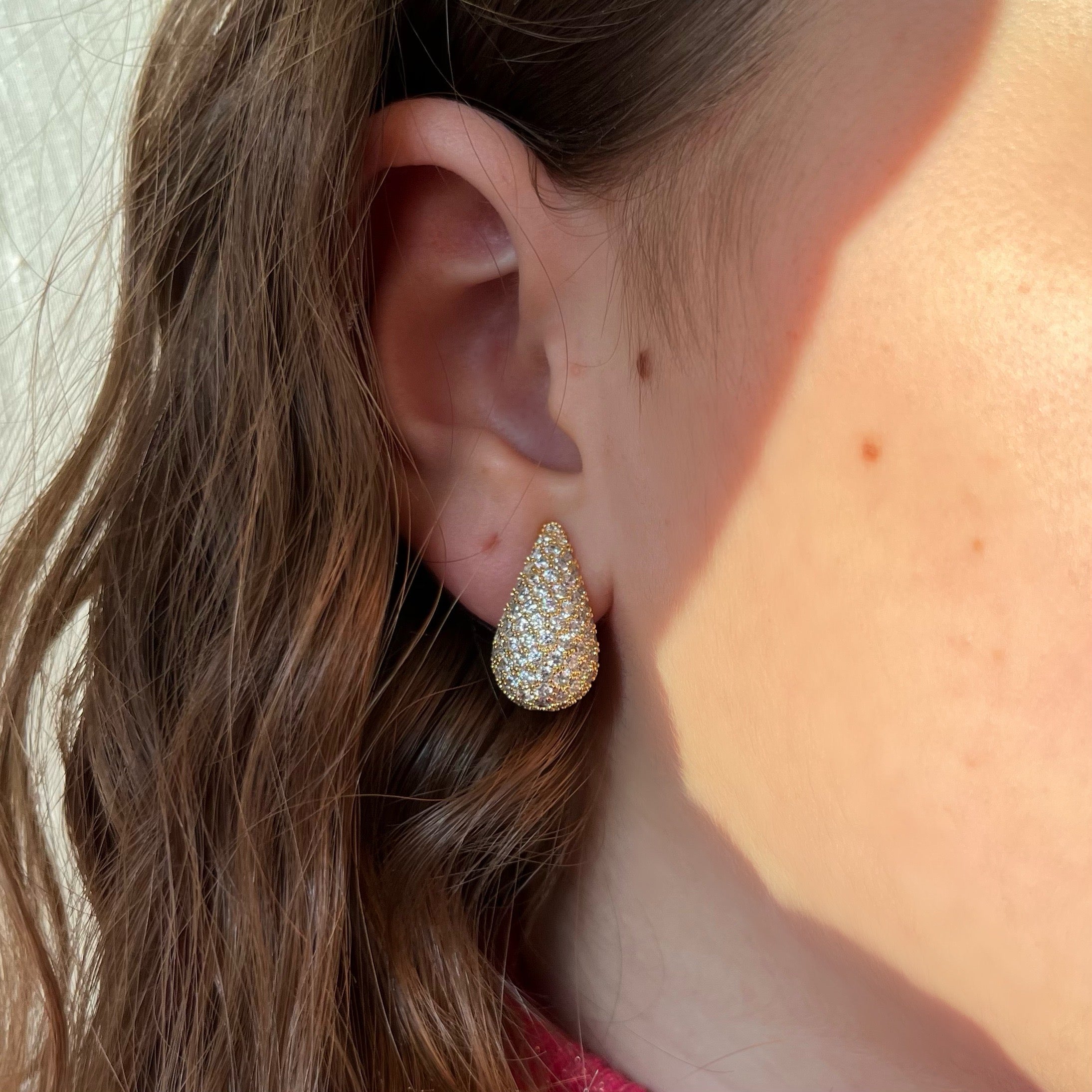 Orecchini gocce strass dorati