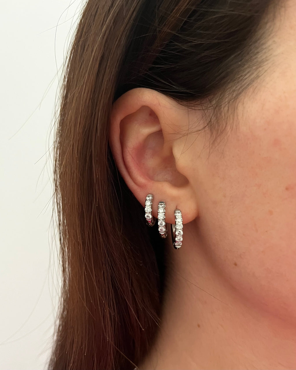 Primo piano sui zirconi e design.