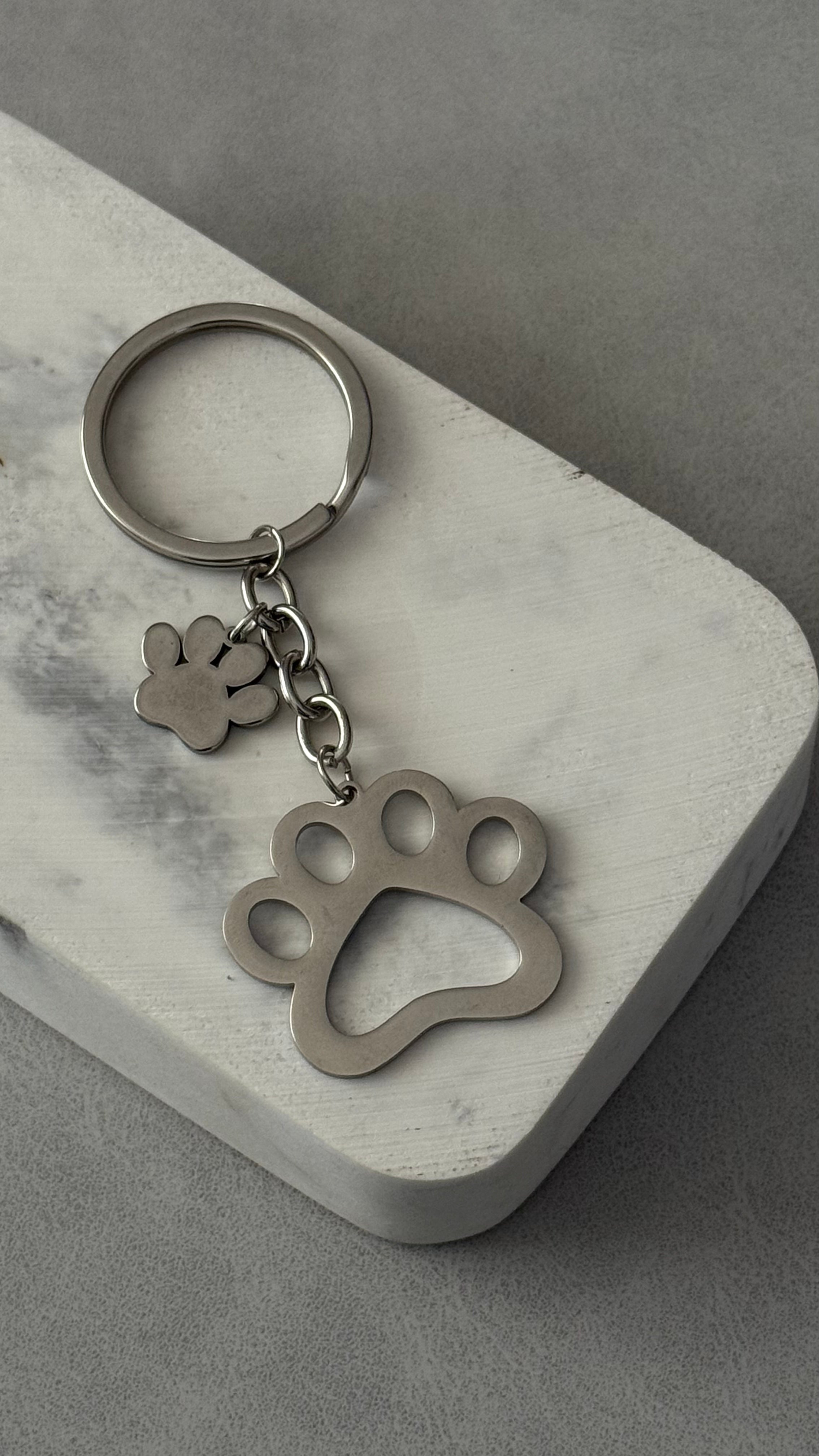 Idea regalo portachiavi zampa cane per amanti degli animali